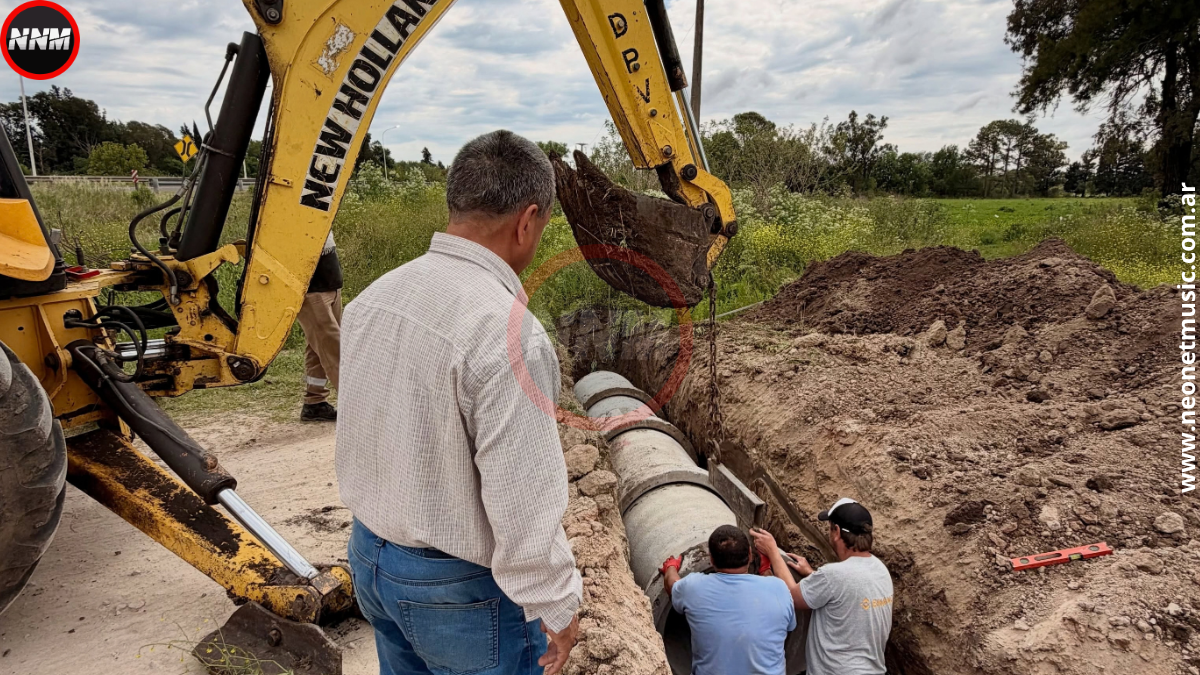 Aldea Brasilera: realizan obras de entubado