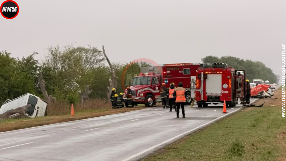 Córdoba: Un muerto tras un terrible choque frontal entre dos autos